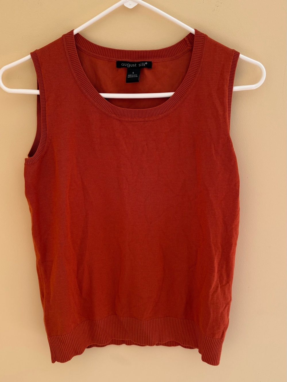 August Silk Sleeveless Knit Shell Scoop Neck Sweater Rust Orange Size Small